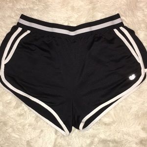 Women’s forever 21 shorts fit like medium